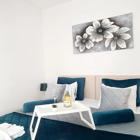 Apartament Wing Nina2 *